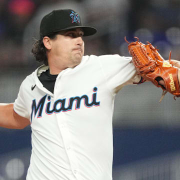 Miami Marlins pitcher Cal Quantrill pitches in the first inning against the Los Angeles Dodgers.