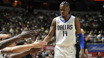 Dallas Mavericks, Miles Kelly