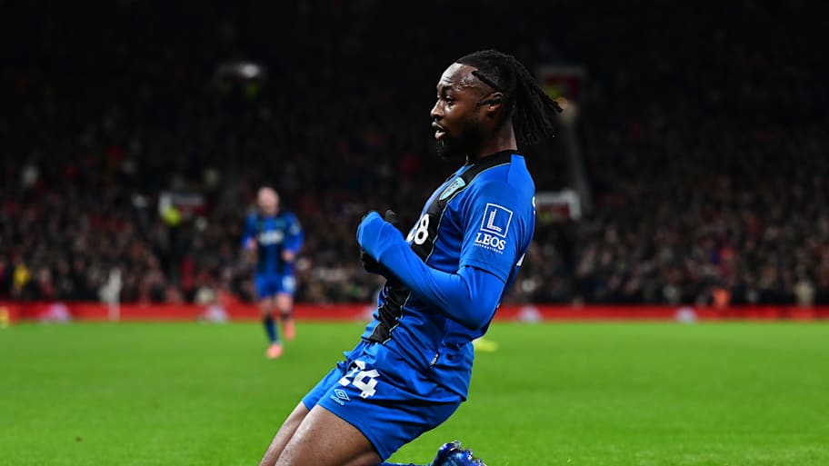 Antoine Semenyo celebrating.