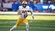 Arizona State Sun Devils quarterback Sam Leavitt (10).