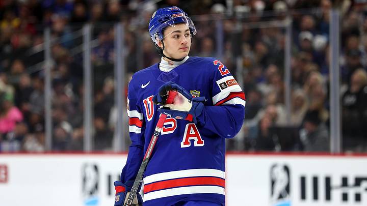 ST PAUL, MINNESOTA - DECEMBER 31: Chase Reid #25 of the United States looks on against Sweden in the first period of a Group A stage game during the IIHF World Junior Hockey Championship at Grand Casino Arena on December 31, 2025 in St Paul, Minnesota. Sweden defeated the United States 6-3. (Photo by David Berding/Getty Images)