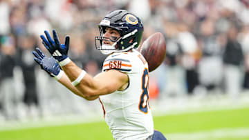 Sep 28, 2025; Paradise, Nevada, USA; Chicago Bears tight end Cole Kmet (85) misses a throw  during the first quarter against the Las Vegas Raiders at Allegiant Stadium. Mandatory Credit: Stephen R. Sylvanie-Imagn Images