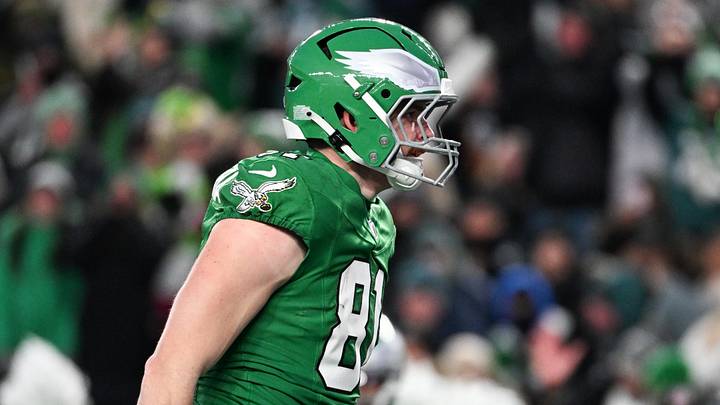 Philadelphia Eagles tight end Grant Calcaterra