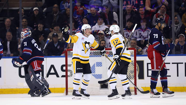 Pittsburgh Penguins v New York Rangers