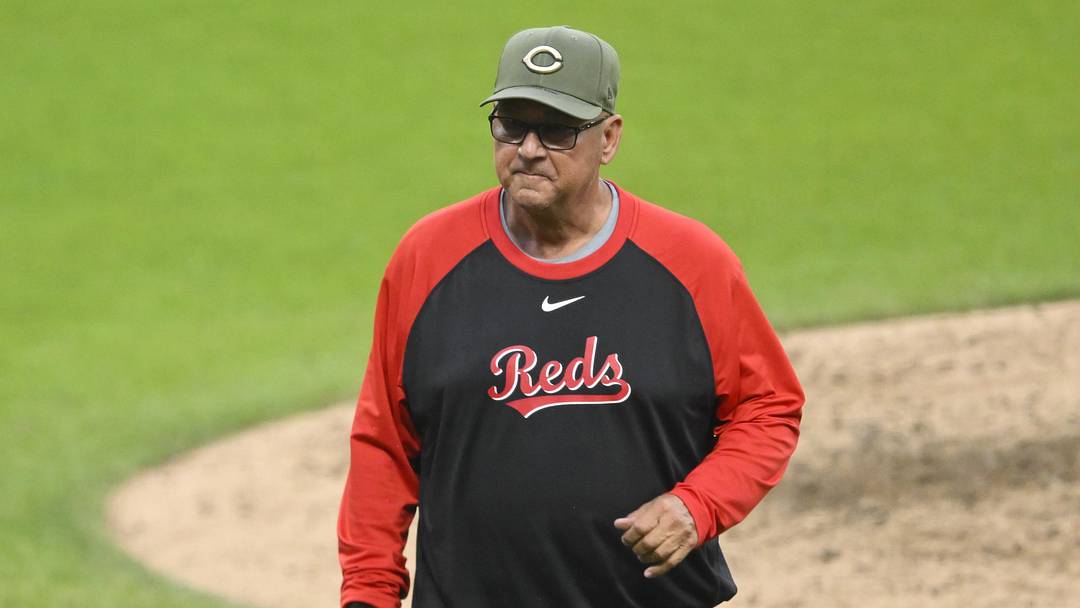 May 16, 2026; Cleveland, Ohio, USA; Cincinnati Reds manager Terry Francona (77) walks on the field in the sixth inning against the Cleveland Guardians at Progressive Field. Mandatory Credit: David Richard-Imagn Images