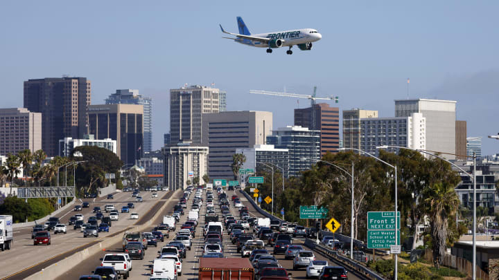 Frontier Airlines and San Diego Traffic