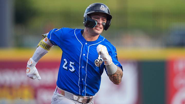 Biloxi Shuckers infielder Andrew Fischer (25) runs to third base during a minor league baseball game between the Knoxville Smokies and Biloxi Shuckers at Covenant Health Park in Knoxville, Tenn., on July 7, 2026.