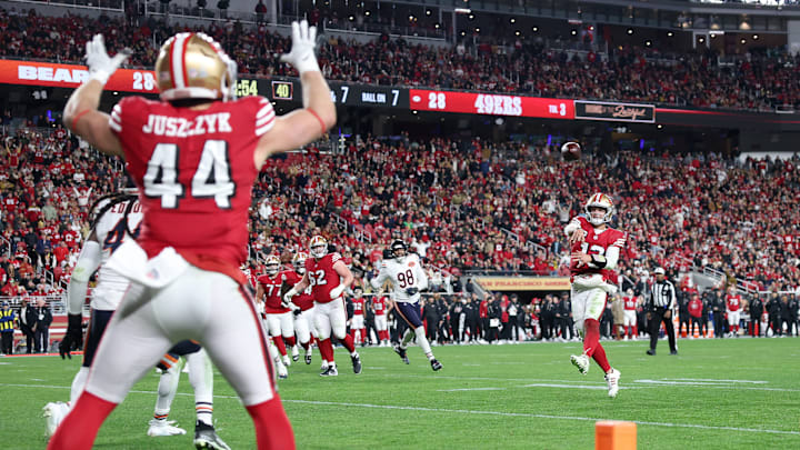 La NFL se juega el futuro en su última semana de temporada regular. San Francisco se juega la división y algo más valioso que un triunfo.