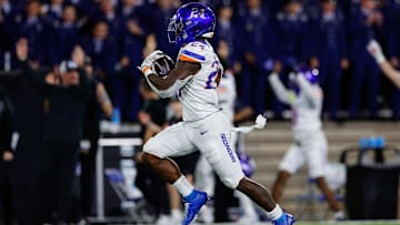 Boise State Broncos running back Dylan Riley.