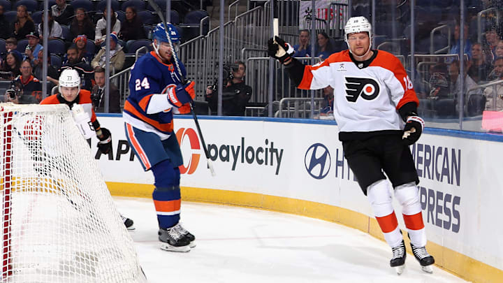 Philadelphia Flyers v New York Islanders