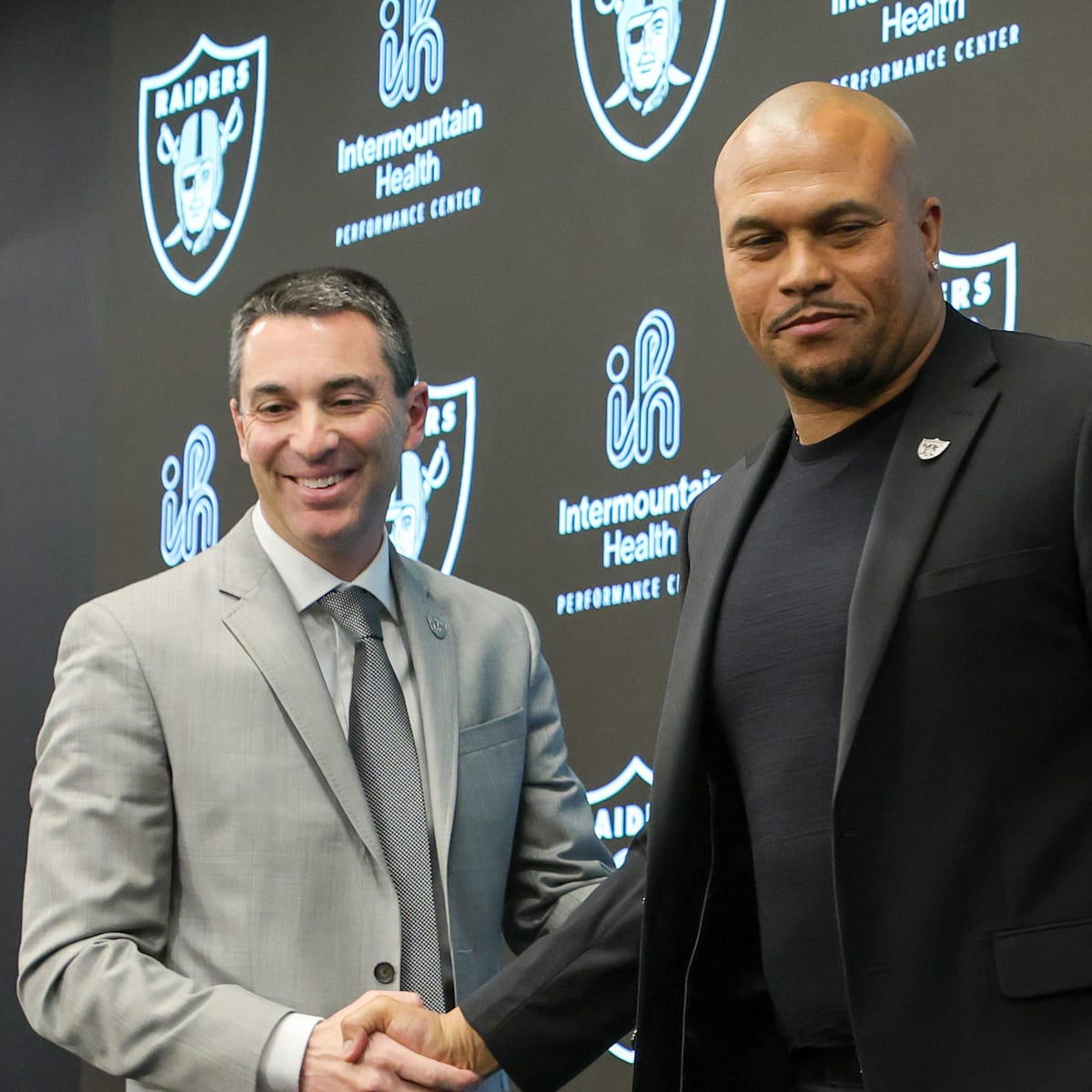 Antonio Pierce nearly crushes Tom Telesco in viral video