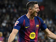 R. Lewandowski, attaquant du FC Barcelone auteur d'un triplé face au Celta Vigo