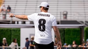 Denver Broncos, Aaron Rodgers