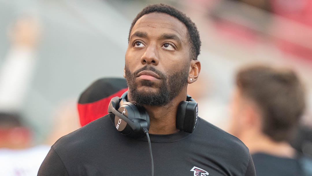 October 19, 2025; Santa Clara, California, USA; Atlanta Falcons quarterbacks coach D.J. Williams before the game against the San Francisco 49ers at Levi's Stadium. Mandatory Credit: Kyle Terada-Imagn Images