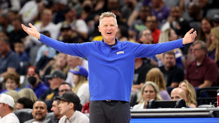 Golden State Warriors v Sacramento Kings