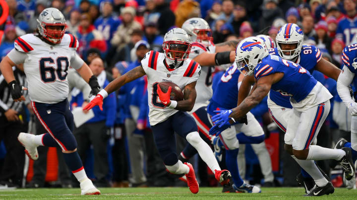 New England Patriots v Buffalo Bills