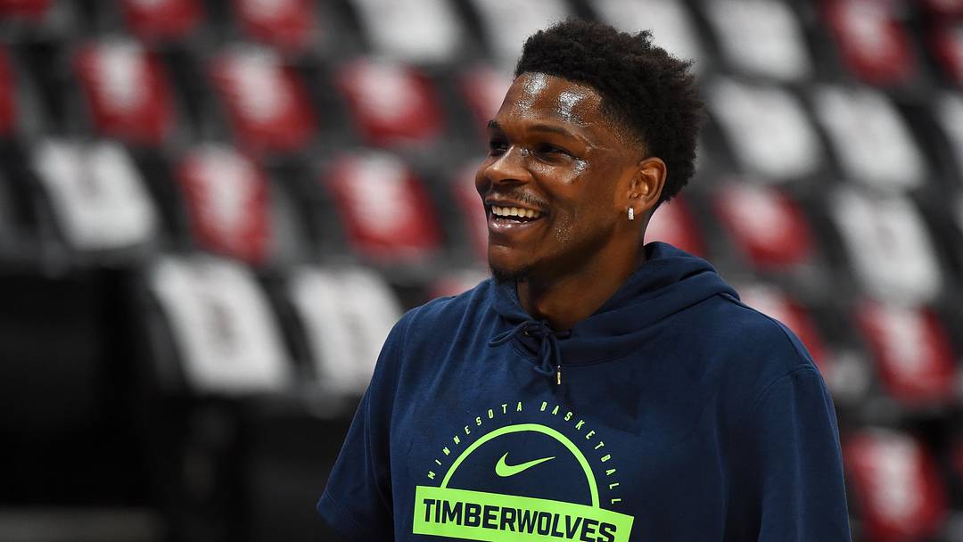 Timberwolves guard Anthony Edwards is expected to return from injury for Game 1 against the Spurs.