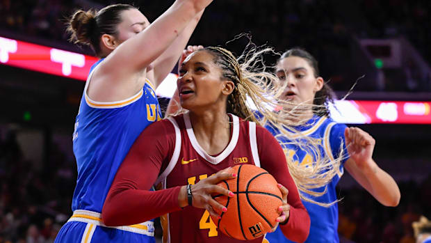 USC Trojans Kiki Iriafen