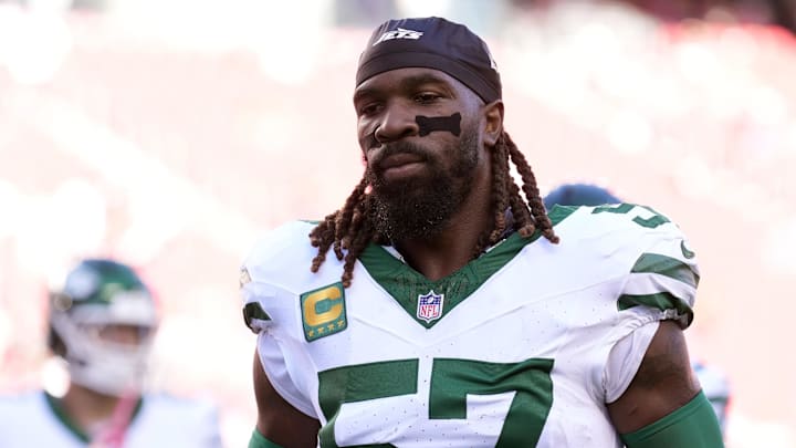 Sep 9, 2024; Santa Clara, California, USA; New York Jets linebacker C.J. Mosley (57) before the game against the San Francisco 49ers at Levi's Stadium.