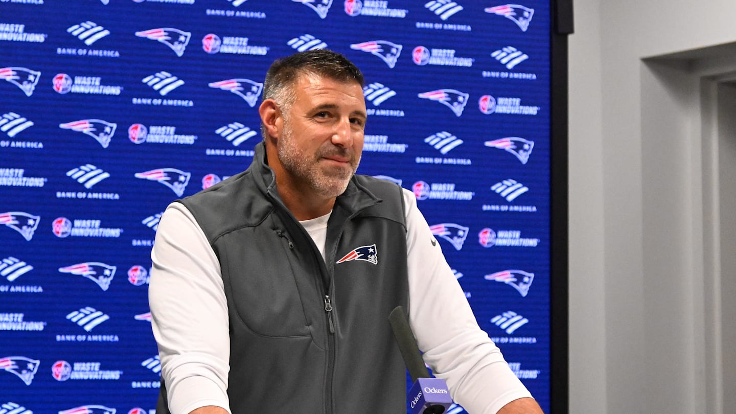 Patriots Coach Vrabel Addresses Stefon Diggs Viral Video