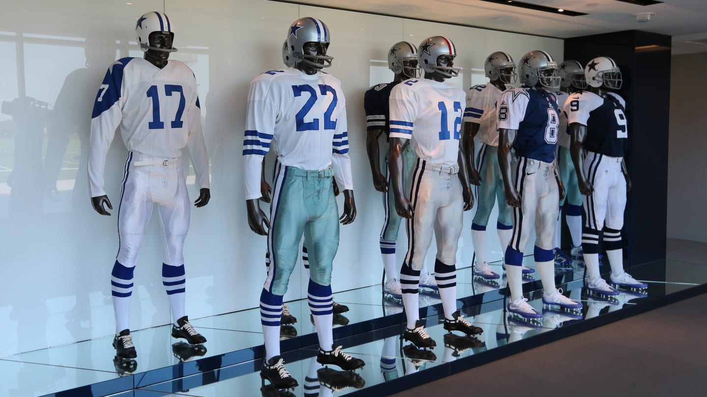 It’s time for the Dallas Cowboys to unveil new uniforms It’s time for the Dallas Cowboys to unveil new uniforms