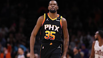 Cleveland Cavaliers v Phoenix Suns