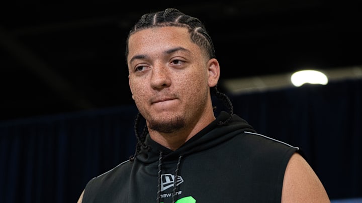 Memphis offensive lineman Travis Burke