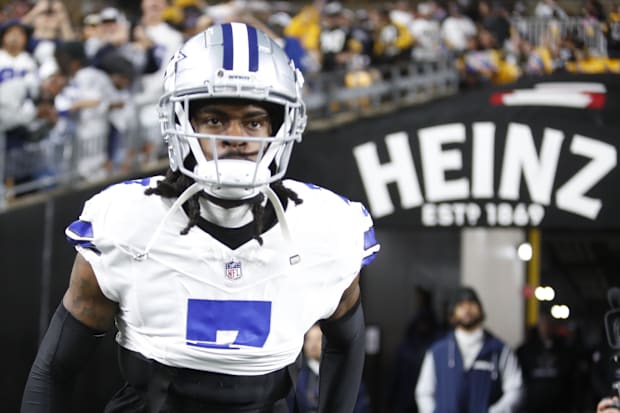 Dallas Cowboys CB Trevon Diggs takes the field to play the Pittsburgh Steelers at Acrisure Stadium.