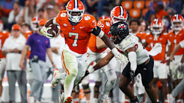 Louisville v Clemson