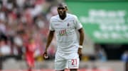 O jogador de 34 anos se destacou com a camisa do Colônia
