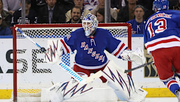 Chicago Blackhawks v New York Rangers