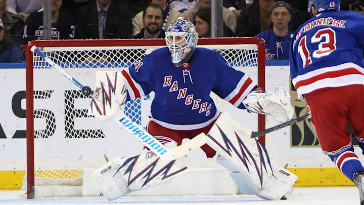 Chicago Blackhawks v New York Rangers