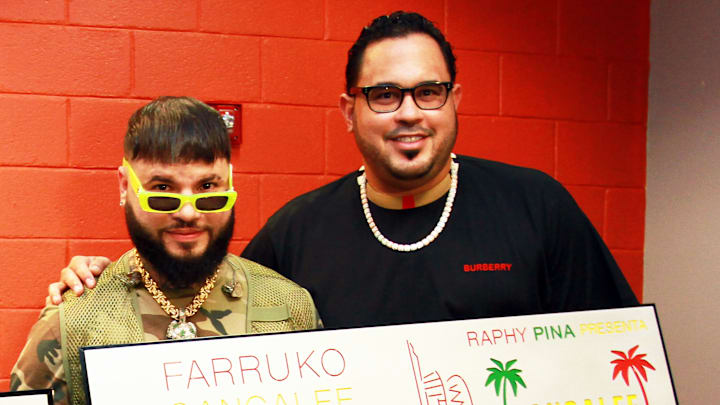 Raphy Pina es un famoso productor de reguetón Raphy Pina es un famoso productor de reguetón