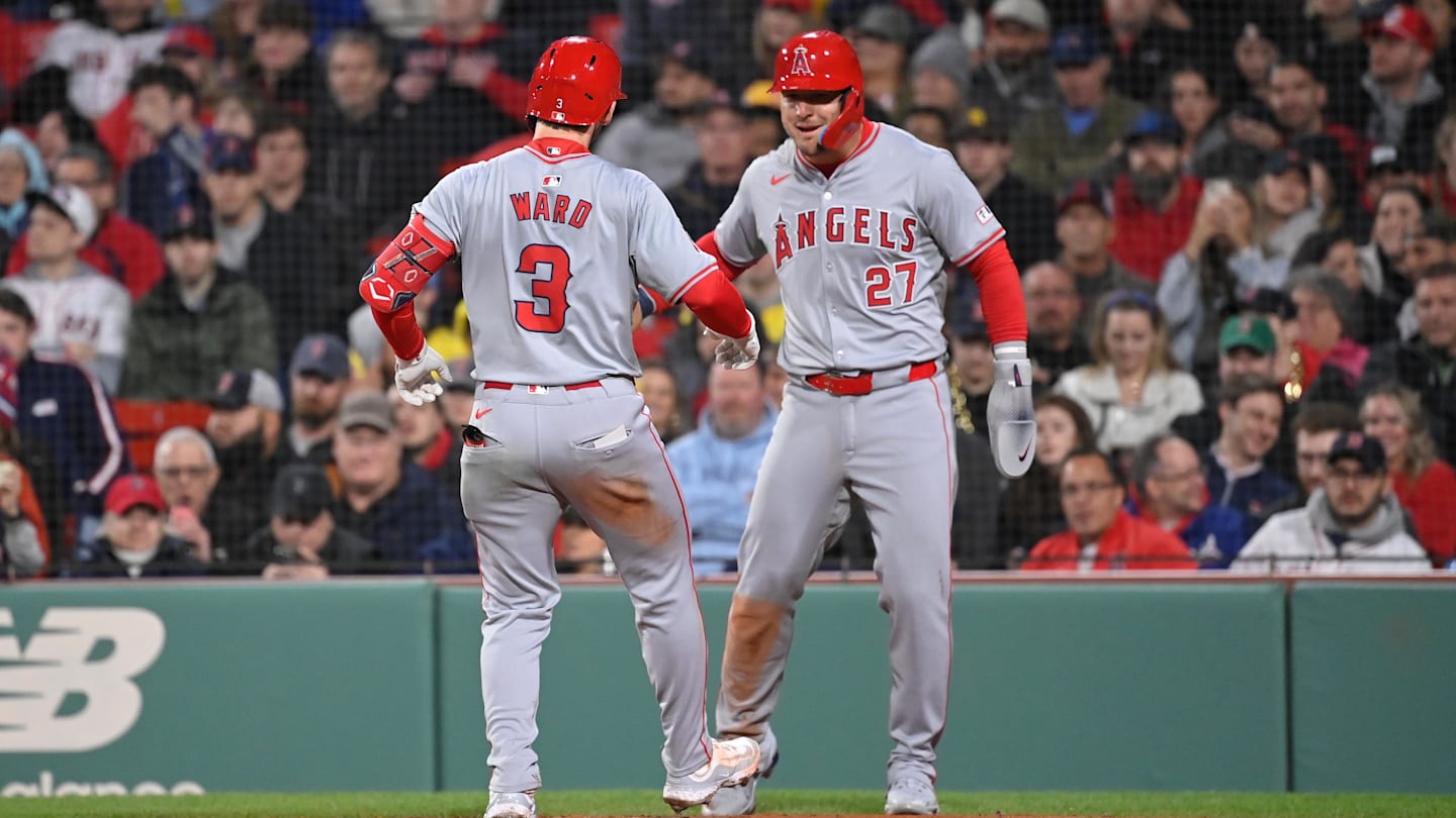 Multiple MLB Teams Seek Trades for Key Outfielders, Infielders at Deadline