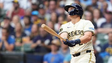 Los Angeles Dodgers v Milwaukee Brewers