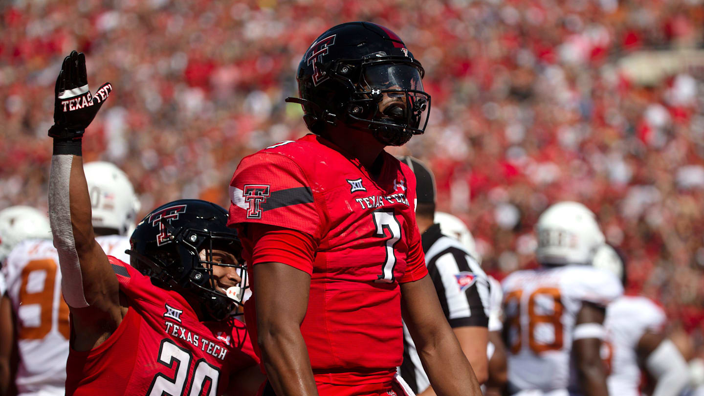 ESPN: Former Texas Tech QB gets opportunity with Dallas Cowboys