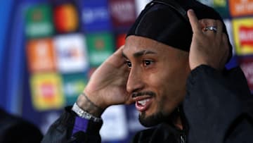 Raphinha présent en conférence de presse avant de défier Chelsea