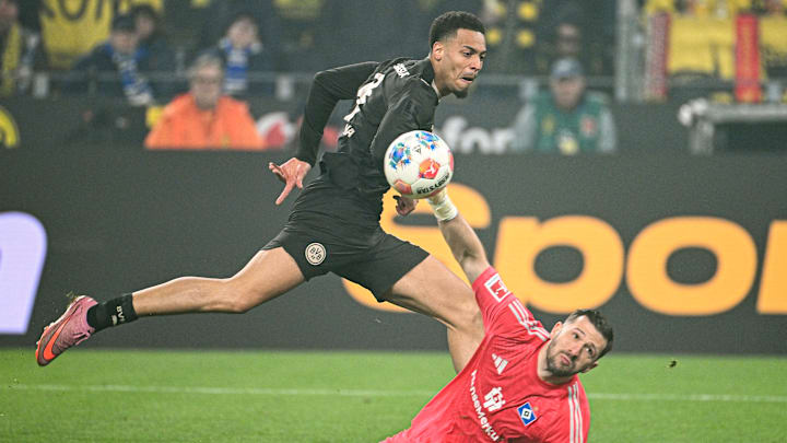 FBL-GER-BUNDESLIGA-DORTMUND-HAMBURG