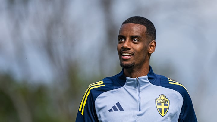 FBL-SWE-ENG-PR-LIVERPOOL-ISAK