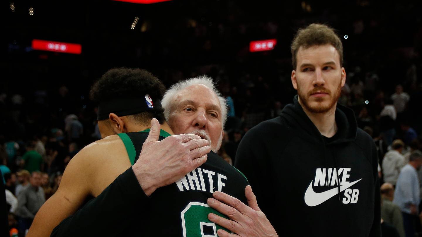 Familiar NBA Finals clutch performer praises Coach Popovich - Vimarsana News