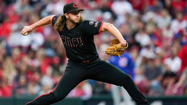 Reds City Connect uniforms