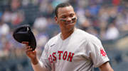 Boston debe pagar a Rafael Devers para que se quede en el club