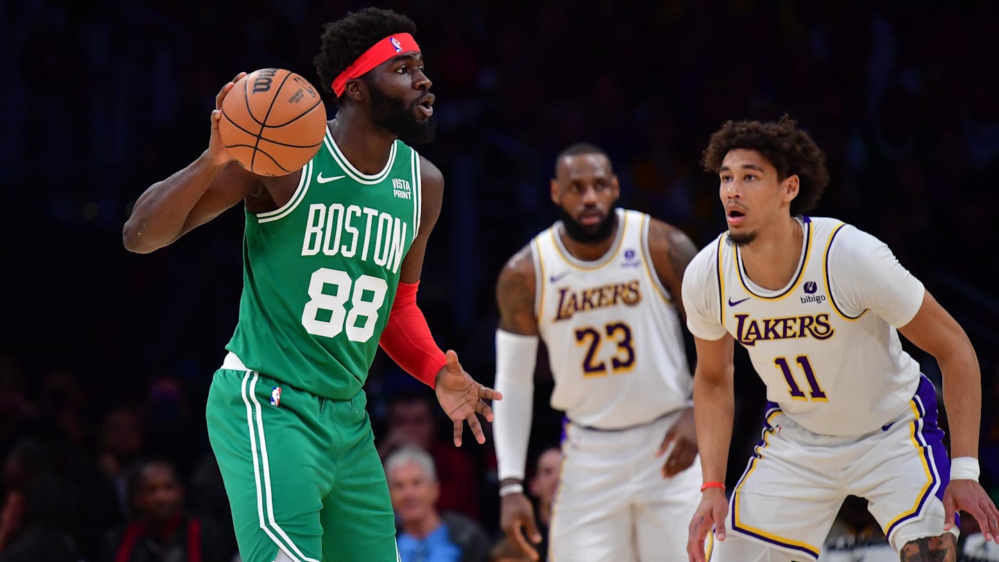 Lakers, Celtics Pursue Multiple Frontcourt Trades, Free Agents