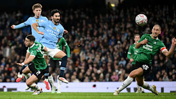O Manchester City passou pelo Plymouth Argyle nas oitavas de final