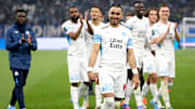Payet et ses partenaires doivent réaliser une prestation sérieuse devant leur public.