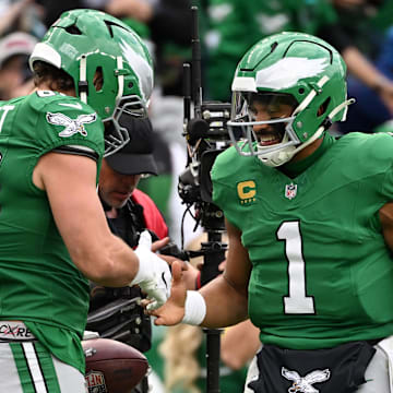 The Philadelphia Eagles are favored agains the Detroit Lions in Week 11.