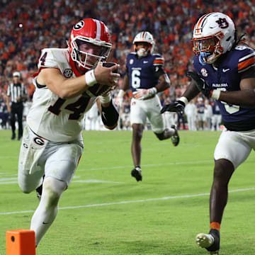 AP College Football Rankings - Georgia Bulldogs Rise Following Win Over