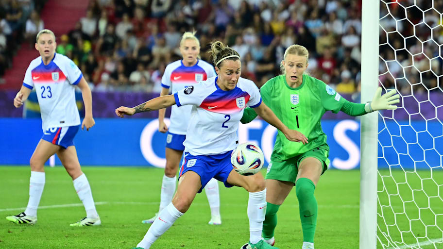 England defeated Sweden on penalty kicks to advance to the Women's Euro 2025 semifinals. | Sebastian Christoph Gollnow/picture alliance/Getty Images