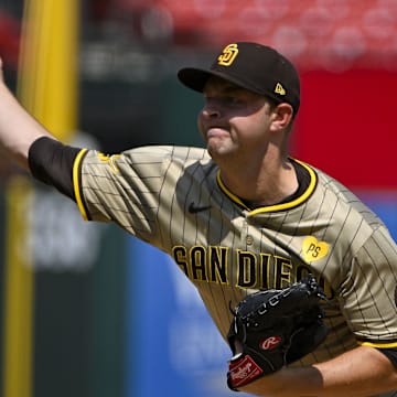 Aug 29, 2024; St. Louis, Missouri, USA;  San Diego Padres starting pitcher Michael King (34) pitches against the St. Louis Cardinals during the first inning at Busch Stadium. Mandatory Credit: Jeff Curry-Imagn Images