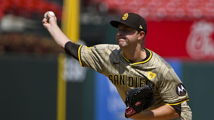 Aug 29, 2024; St. Louis, Missouri, USA;  San Diego Padres starting pitcher Michael King (34) pitches against the St. Louis Cardinals during the first inning at Busch Stadium. Mandatory Credit: Jeff Curry-Imagn Images